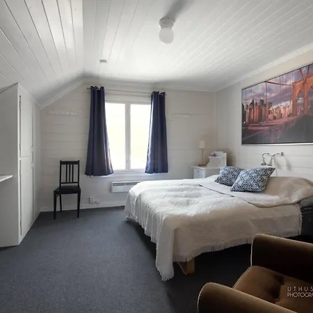 Hus Naer Butikk, Sentrum & Rekreasjon Hol (Buskerud)